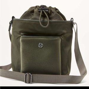 Lululemon All Set Mini Bucket Bag